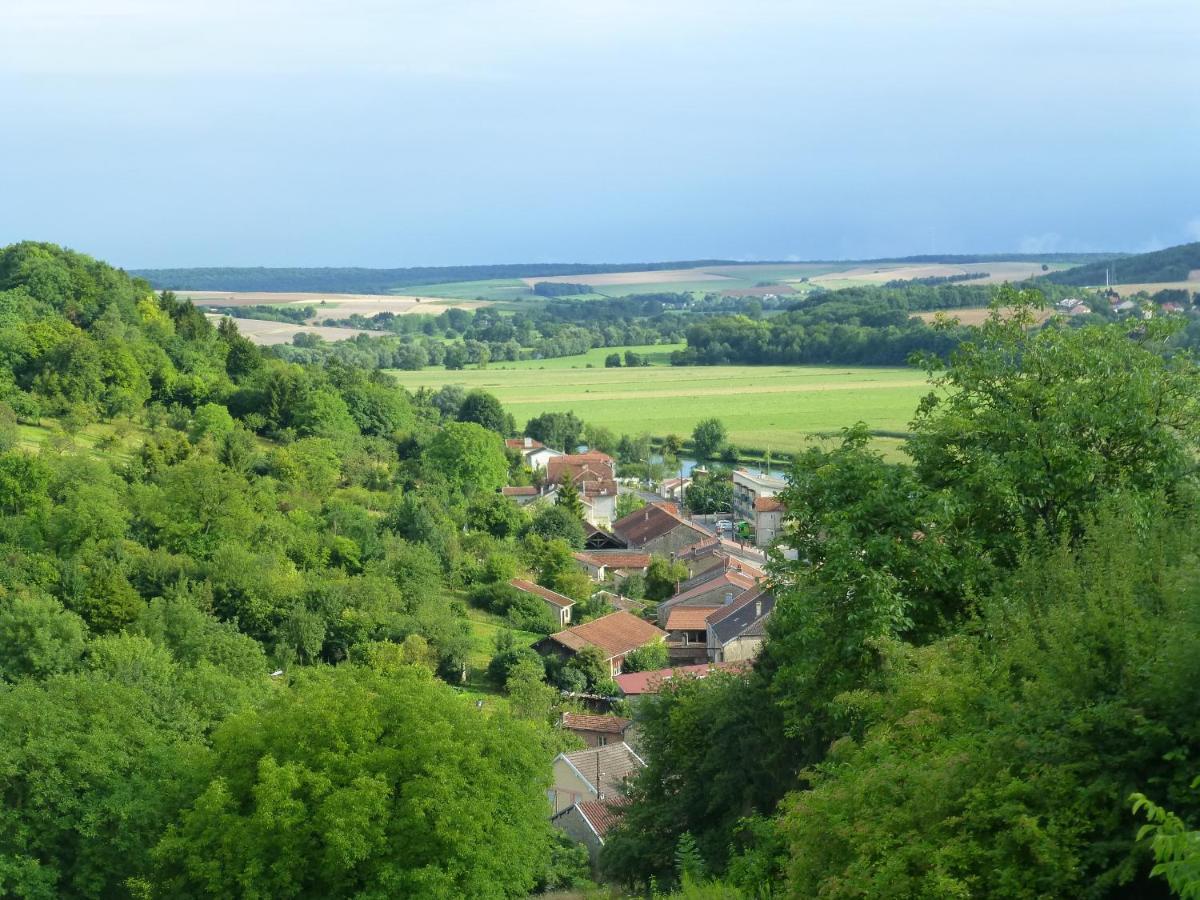 Dun-sur-Meuse Les Chambres De La Ville Haute المظهر الخارجي الصورة